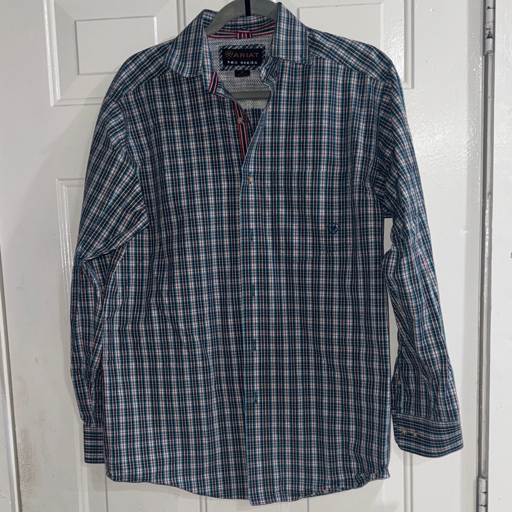Ariat Pro Series Blue and Red Plaid Shirt size Small